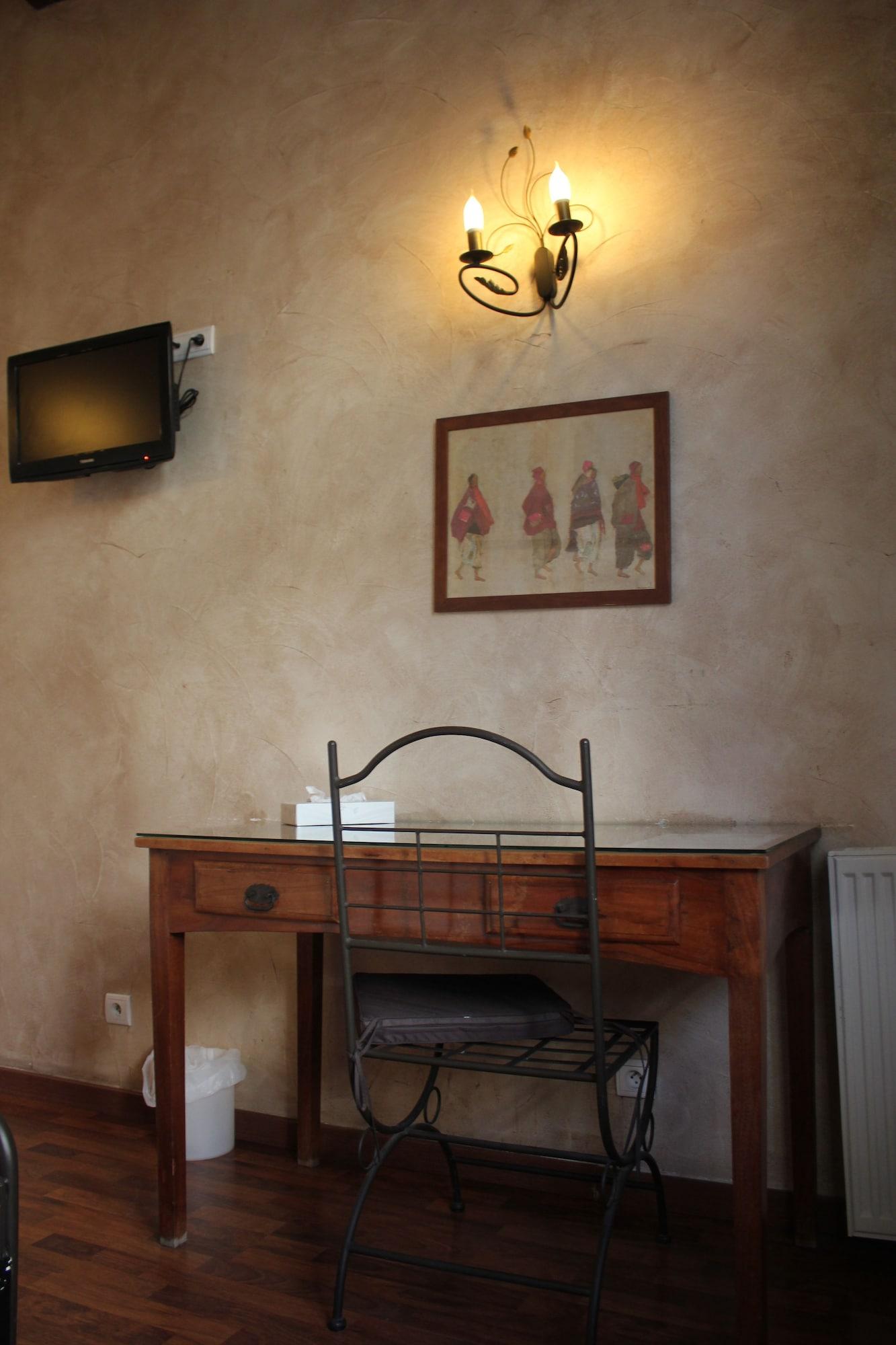 Academie Hotel Лион Экстерьер фото