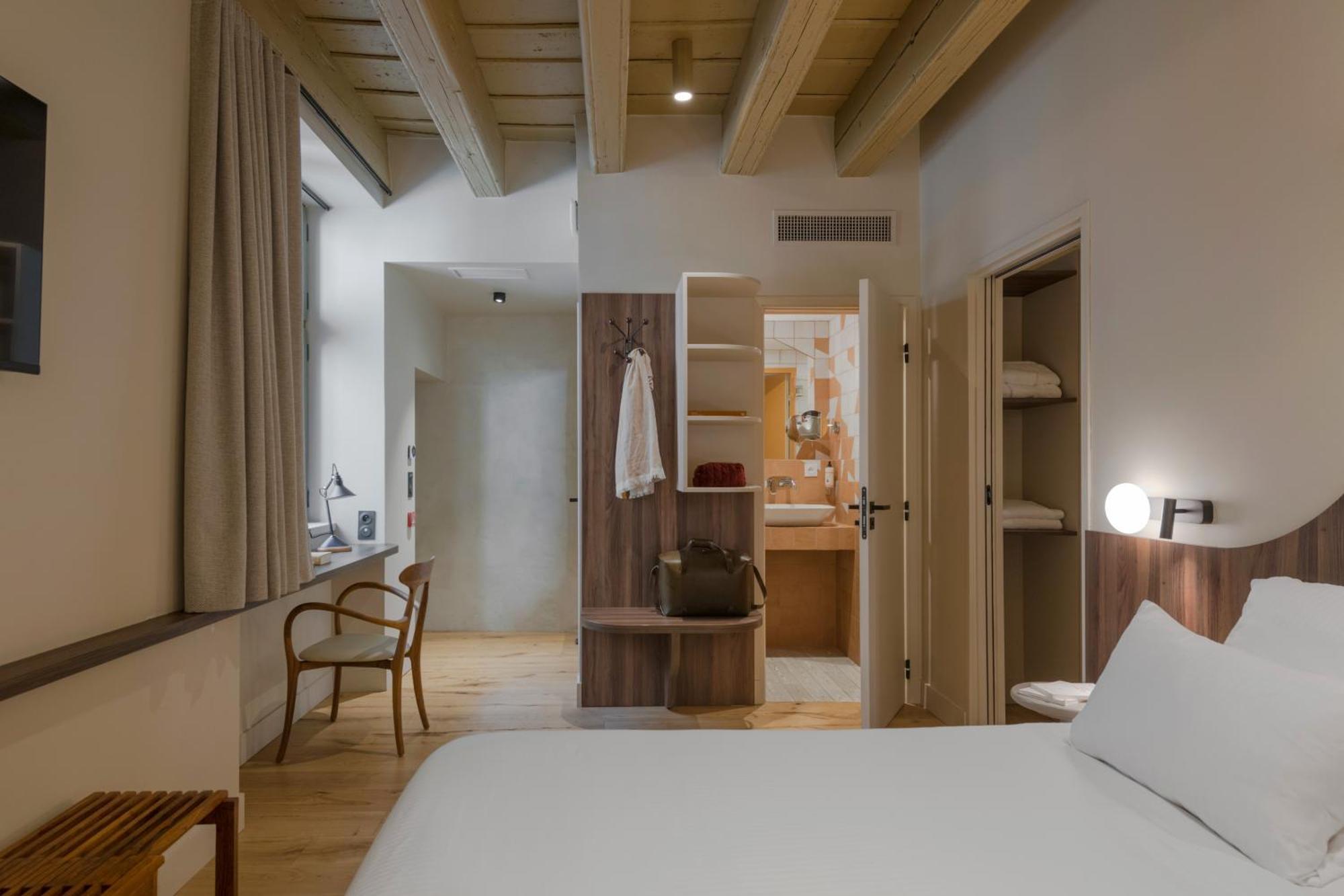 Academie Hotel Лион Экстерьер фото