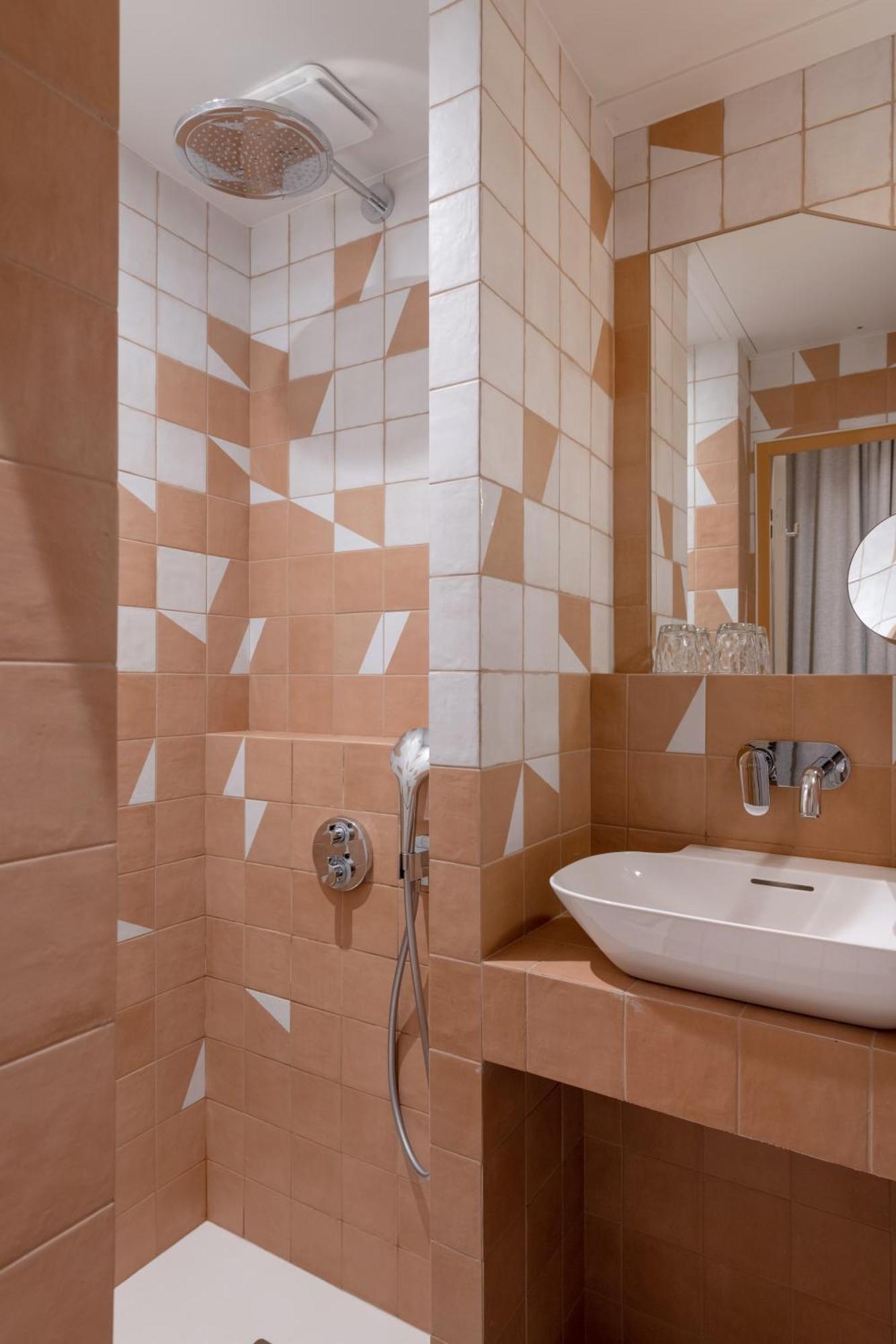 Academie Hotel Лион Экстерьер фото