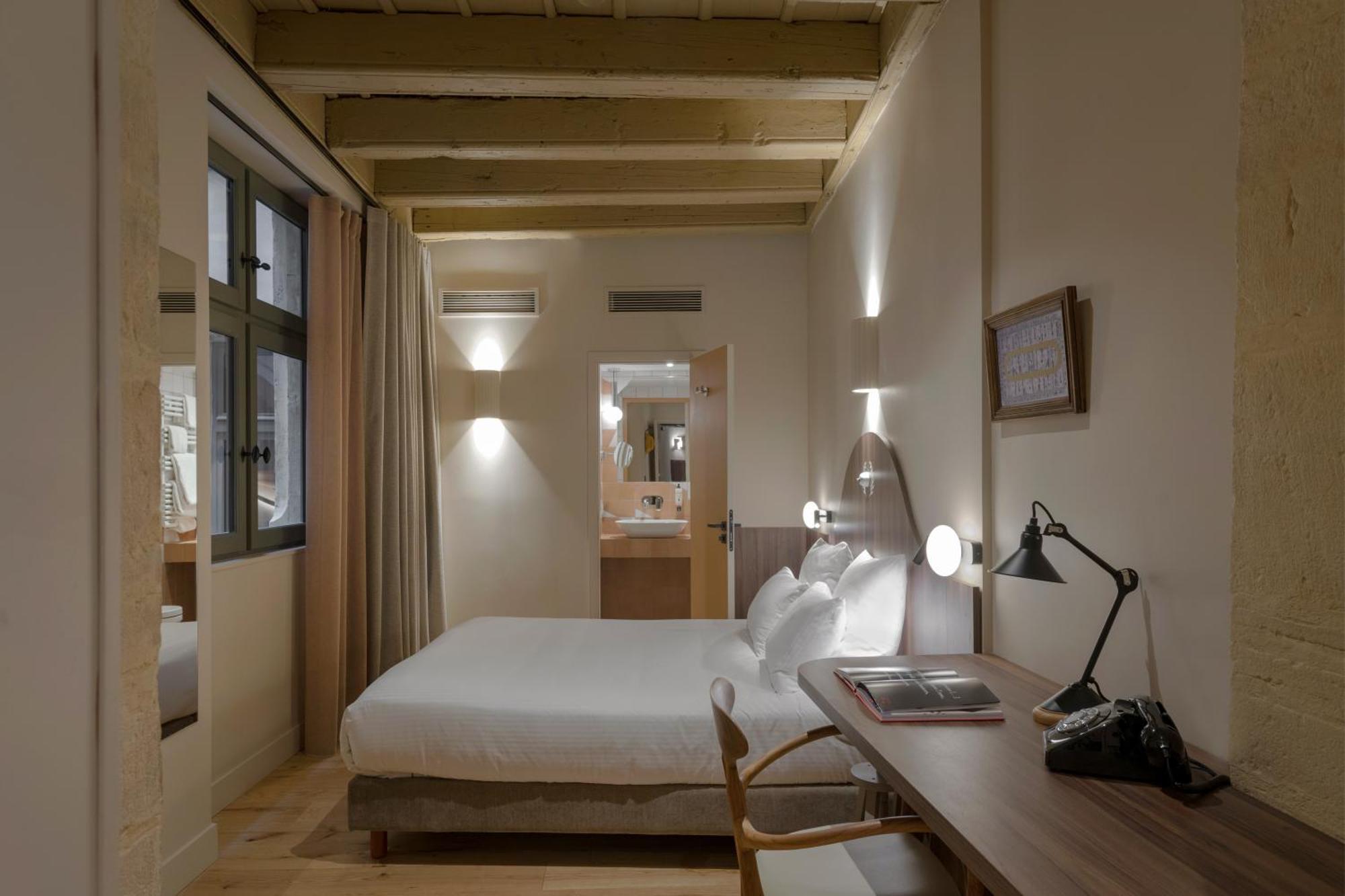 Academie Hotel Лион Экстерьер фото